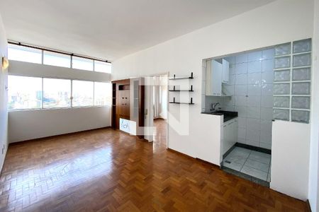 Sala de apartamento para alugar com 1 quarto, 59m² em Funcionários, Belo Horizonte