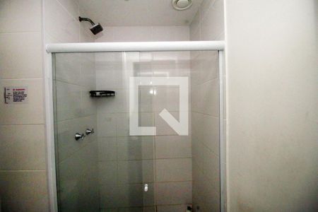 Banheiro Social de apartamento para alugar com 1 quarto, 34m² em Vista Alegre, Rio de Janeiro