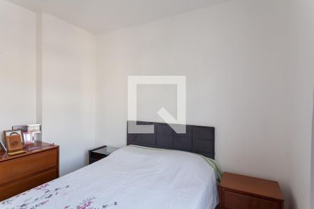 Quarto 1 de apartamento para alugar com 2 quartos, 56m² em Sion, Belo Horizonte