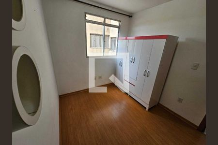 Quarto de apartamento para alugar com 2 quartos, 62m² em Alvorada, Contagem