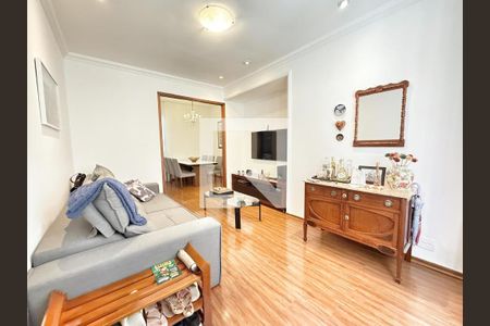 Sala de apartamento à venda com 3 quartos, 110m² em Santo Antônio, Belo Horizonte