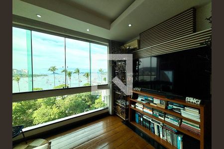 Quarto 1 de apartamento para alugar com 3 quartos, 118m² em Botafogo, Rio de Janeiro