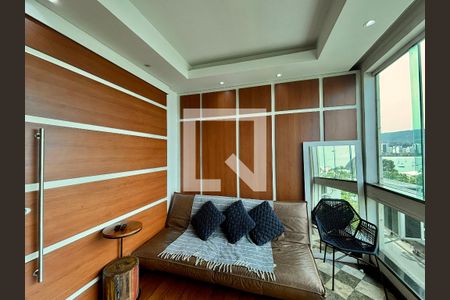 Quarto 1 de apartamento para alugar com 3 quartos, 118m² em Botafogo, Rio de Janeiro