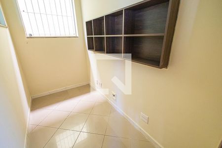 Escritório de casa para alugar com 2 quartos, 105m² em Santa Monica, Belo Horizonte