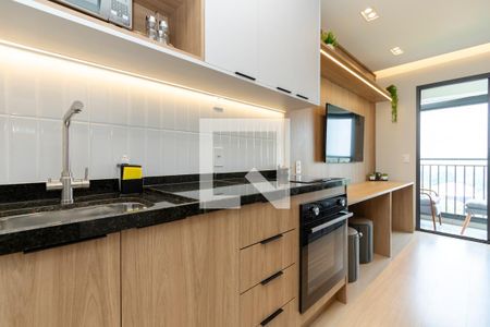 Sala/ Cozinha de apartamento para alugar com 1 quarto, 33m² em Santo Amaro, São Paulo