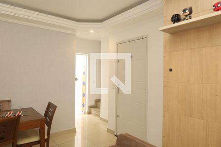 Sala de casa de condomínio à venda com 2 quartos, 72m² em Parque Sonia, São Paulo