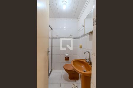 Banheiro de apartamento para alugar com 1 quarto, 60m² em Cristal, Porto Alegre