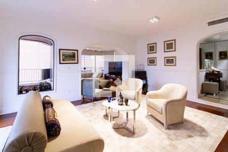 Sala  de apartamento à venda com 4 quartos, 267m² em Pacaembu, São Paulo