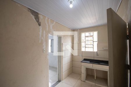 Cozinha de casa para alugar com 1 quarto, 40m² em Vila Leonor, São Paulo