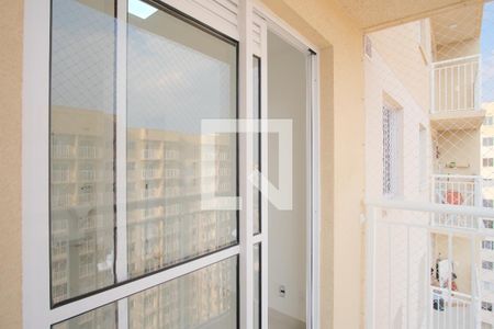 Varanda da Sala/Cozinha de apartamento para alugar com 1 quarto, 28m² em Guaiauna, São Paulo