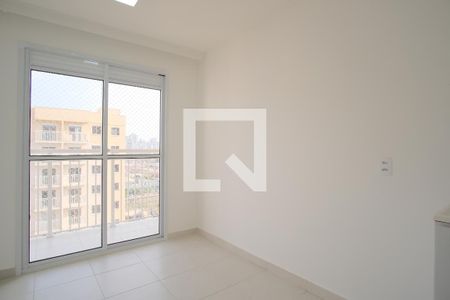 Sala/Cozinha de apartamento para alugar com 1 quarto, 28m² em Guaiauna, São Paulo