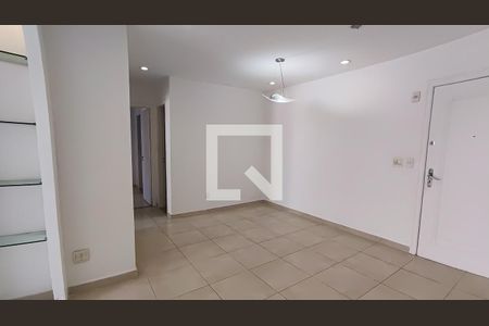 Sala de apartamento para alugar com 2 quartos, 78m² em Barra da Tijuca, Rio de Janeiro