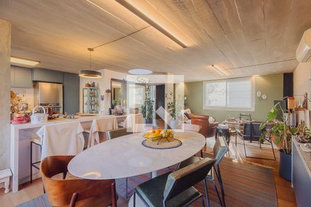 Sala de casa para alugar com 3 quartos, 380m² em Sumarezinho, São Paulo