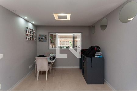 Sala de casa para alugar com 4 quartos, 270m² em Água Branca, São Paulo