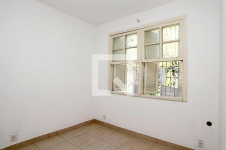 Suíte de apartamento para alugar com 1 quarto, 28m² em Azenha, Porto Alegre