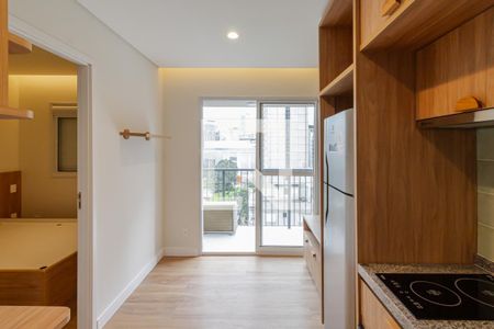 Sala e Cozinha de apartamento para alugar com 1 quarto, 26m² em Vila Olímpia, São Paulo