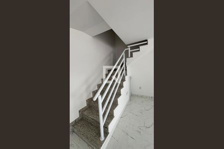 Escada de casa à venda com 3 quartos, 120m² em Paraíso, Santo André