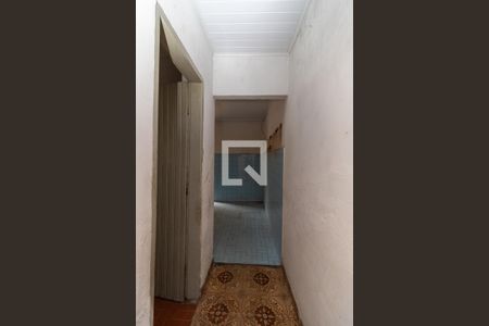 Banheiro Corredor de casa à venda com 1 quarto, 250m² em Vila Sabrina, São Paulo