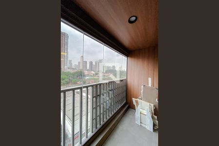 Varanda de kitnet/studio para alugar com 1 quarto, 25m² em Vila Regente Feijó, São Paulo