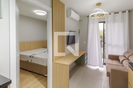 Sala e Cozinha de apartamento para alugar com 1 quarto, 26m² em Vila Olímpia, São Paulo