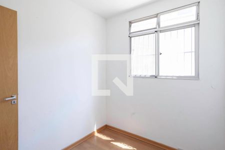 Quarto 2 de apartamento para alugar com 3 quartos, 62m² em Santa Monica, Belo Horizonte
