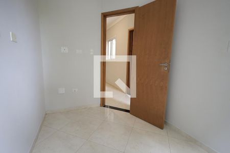 Quarto 1 de apartamento para alugar com 2 quartos, 41m² em Jardim Cristiane, Santo André