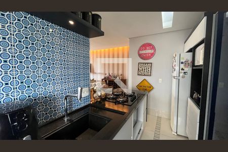 Cozinha de apartamento à venda com 2 quartos, 69m² em Bonfim, Campinas
