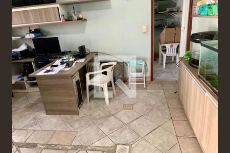 Escritório de casa para alugar com 3 quartos, 225m² em Pinheiro, São Leopoldo