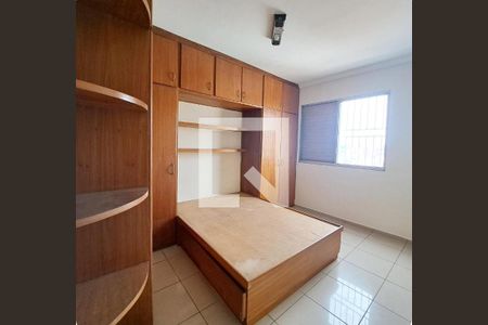 Quarto 2 de apartamento para alugar com 2 quartos, 65m² em Jaguaribe, Osasco