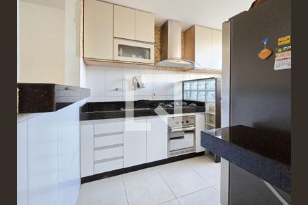 Cozinha de apartamento à venda com 3 quartos, 93m² em Castelo, Belo Horizonte