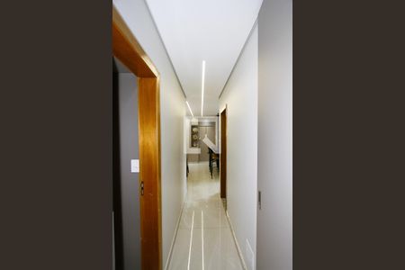 Corredor de apartamento à venda com 3 quartos, 164m² em Barreiro, Belo Horizonte