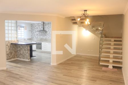 Sala de casa para alugar com 4 quartos, 250m² em Boa Vista, São Caetano do Sul