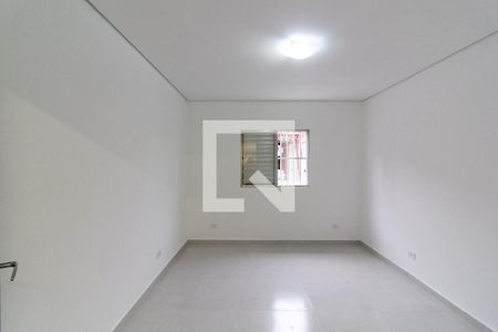 Quarto 2 de casa para alugar com 2 quartos, 90m² em Vila Imperio, São Paulo