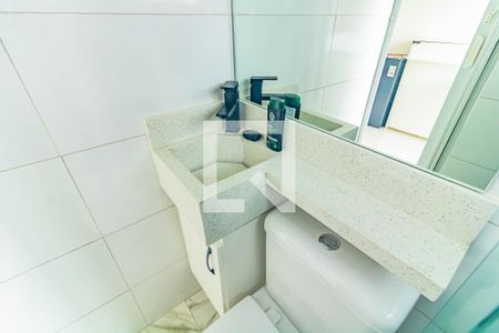 Banheiro de kitnet/studio para alugar com 1 quarto, 11m² em Jardim Oriental, São Paulo