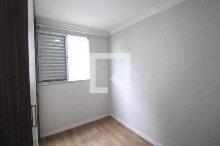 Quarto 1 de apartamento para alugar com 2 quartos, 45m² em Jardim Lallo, São Paulo