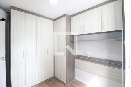 Quarto 2 de apartamento para alugar com 2 quartos, 45m² em Jardim Lallo, São Paulo