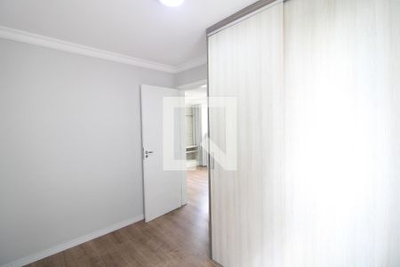 Quarto 1 de apartamento para alugar com 2 quartos, 45m² em Jardim Lallo, São Paulo