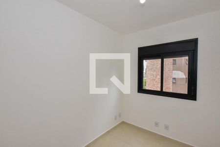 Quarto 1 de apartamento para alugar com 2 quartos, 40m² em Jardim Ampliacao, São Paulo