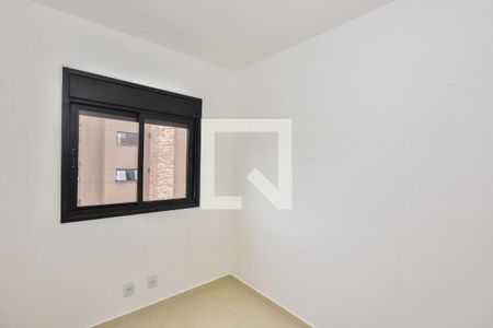 Quarto 1 de apartamento para alugar com 2 quartos, 40m² em Jardim Ampliacao, São Paulo