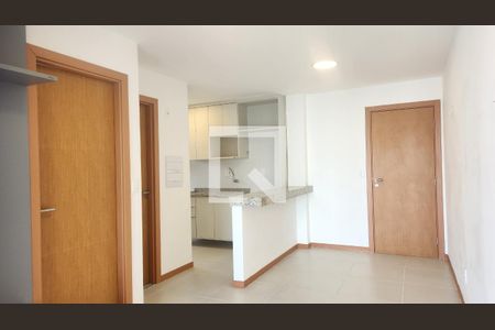 Sala de apartamento para alugar com 1 quarto, 44m² em Canela, Salvador