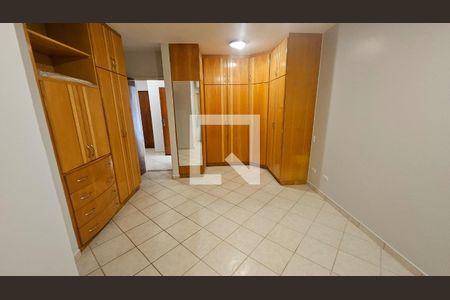 Suíte 1 de casa de condomínio para alugar com 4 quartos, 450m² em Residencial Granville, Goiânia