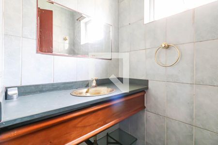 Lavabo de casa para alugar com 4 quartos, 147m² em Jardim Trussardi, São Paulo