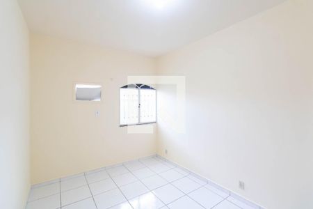 Sala de casa para alugar com 2 quartos, 50m² em Campo Grande, Rio de Janeiro