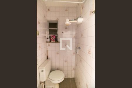Banheiro de kitnet/studio para alugar com 1 quarto, 24m² em Centro, Niterói