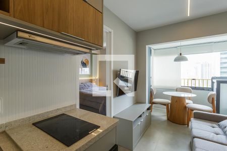 Sala de apartamento para alugar com 1 quarto, 26m² em Vila Olímpia, São Paulo