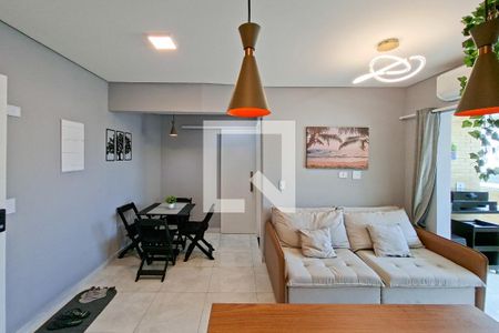 Sala de apartamento para alugar com 1 quarto, 50m² em Cidade Ocian, Praia Grande