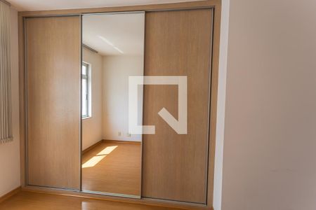 Quarto 1 de apartamento para alugar com 3 quartos, 105m² em Anchieta, Belo Horizonte