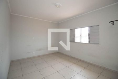 Quarto 1 de casa para alugar com 3 quartos, 160m² em Parque Edu Chaves, São Paulo