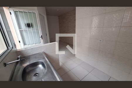 Sala/Cozinha de casa para alugar com 1 quarto, 33m² em Parque Maria Helena, Suzano