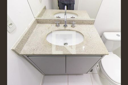 Banheiro de apartamento para alugar com 1 quarto, 24m² em Belenzinho, São Paulo